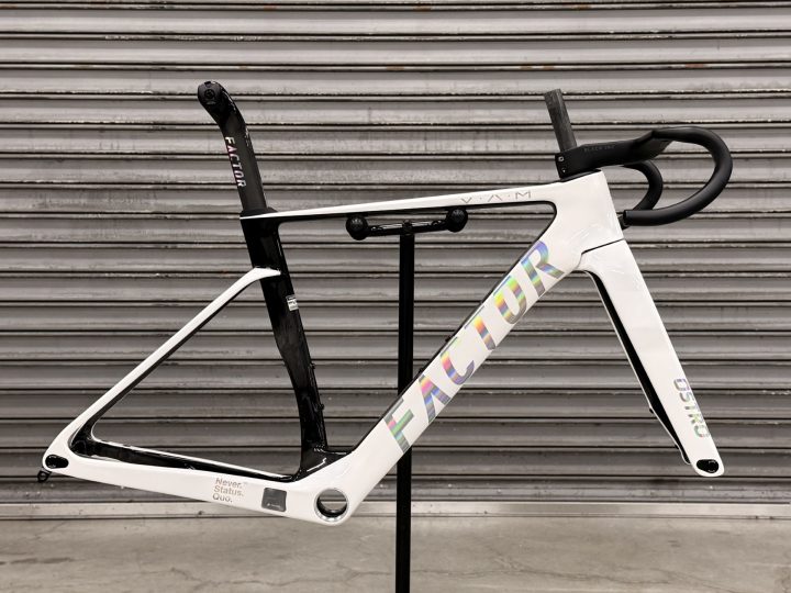【FACTOR】エアロでオールラウンドなら「OSTRO VAM 2.0 F/S」 | 船橋で自転車をお探しならY's Road 船橋店