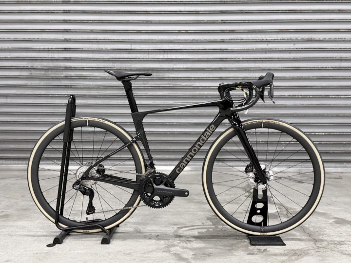 【cannondale】軽さを追求するなら「SUPERSIX EVO 1 SL」再入荷 | 船橋で自転車をお探しならY's Road 船橋店
