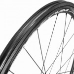2016_Racing_Quattro_Carbon_rim_closeup_mask