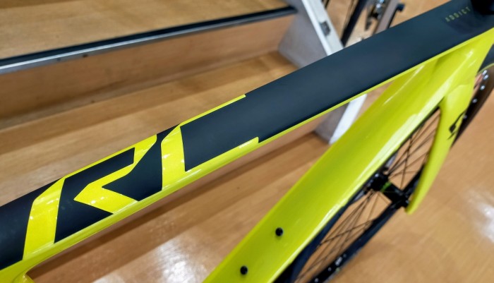 SCOTT ADDICT RC30 Yellow 2020model トップチューブ