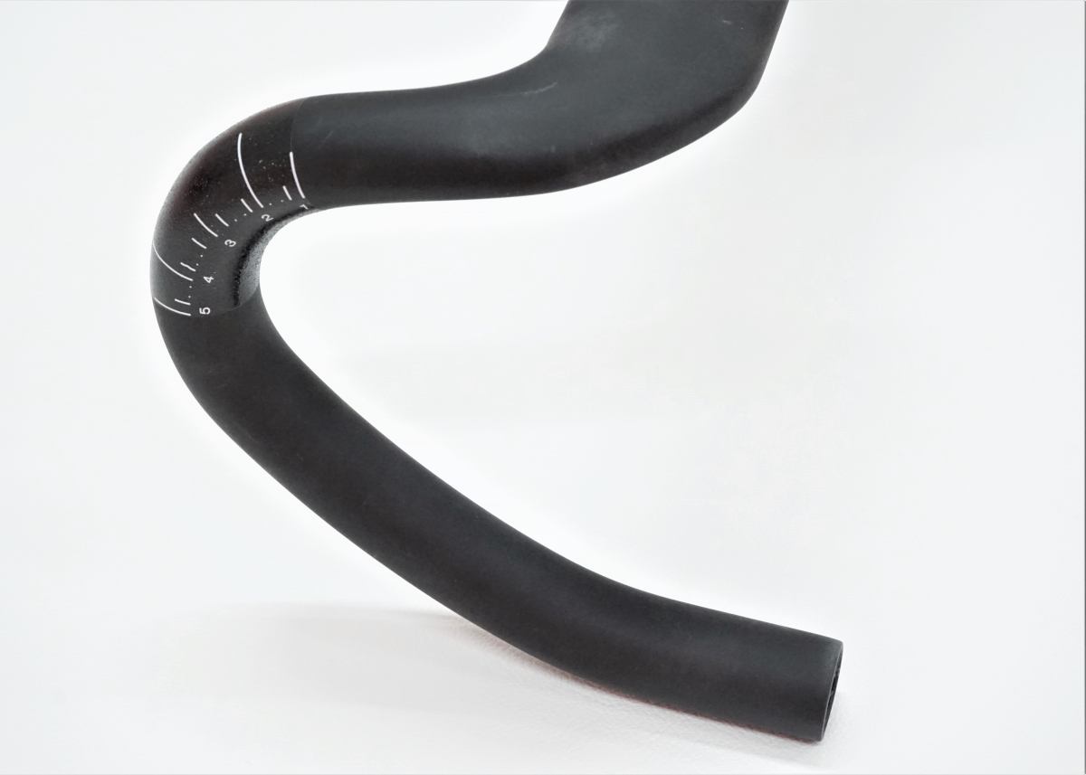 TNI STIFF CARBON HANDLE BAR ロードバイク カーボンハンドル