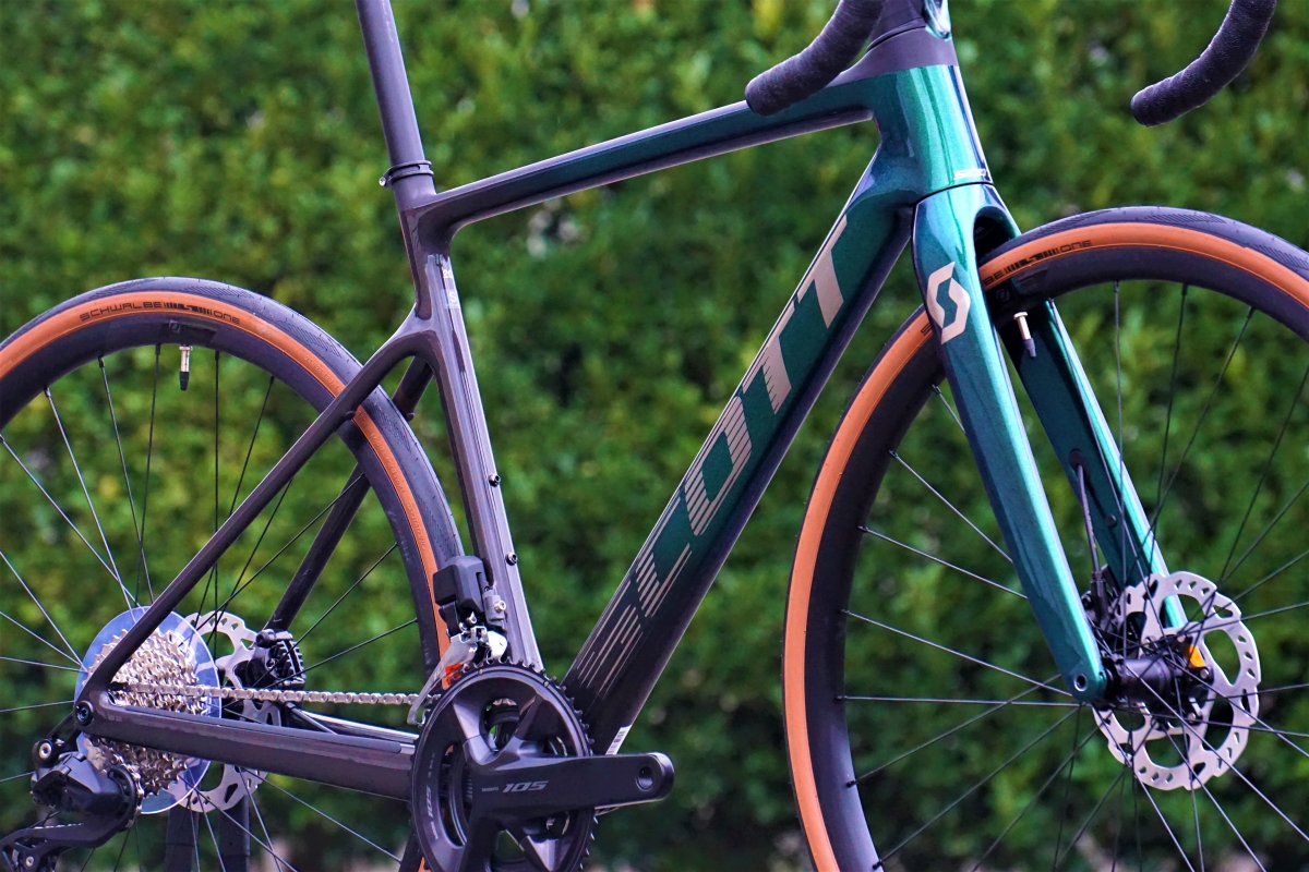 SCOTT 2023 ADDICT 20 105 Di2 R7170 Roadbike