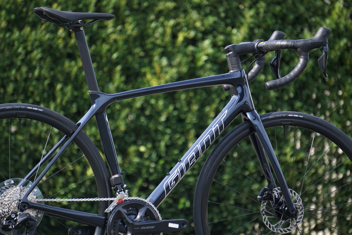 GINAT 2023 TCR ADVANCED 1 KOM DISC