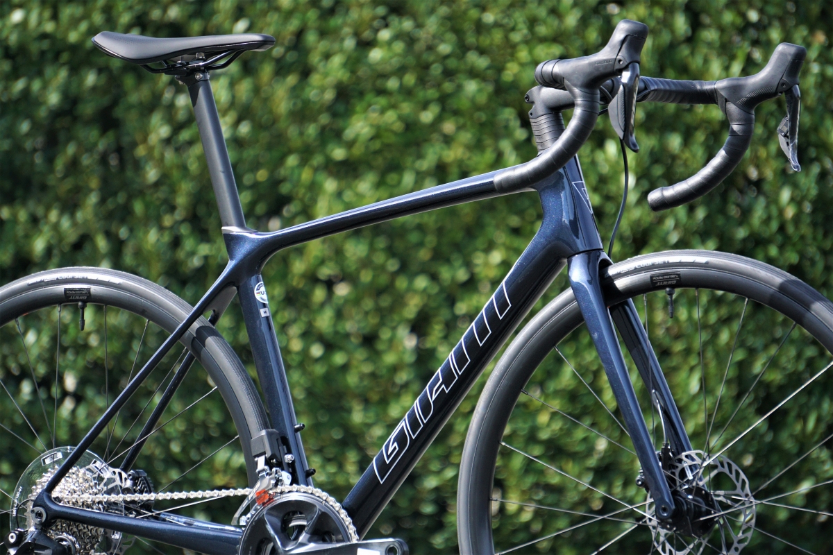 GINAT 2023 TCR ADVANCED 1 KOM DISC