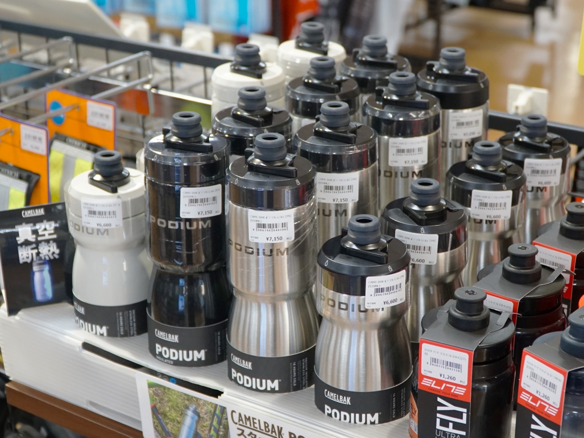 【再入荷】ぬるま湯ドリンクはもうイヤだ！キンキンに冷えたドリンク飲んで走りませんか？ | 東大和で自転車をお探しならY's Road 東大和店