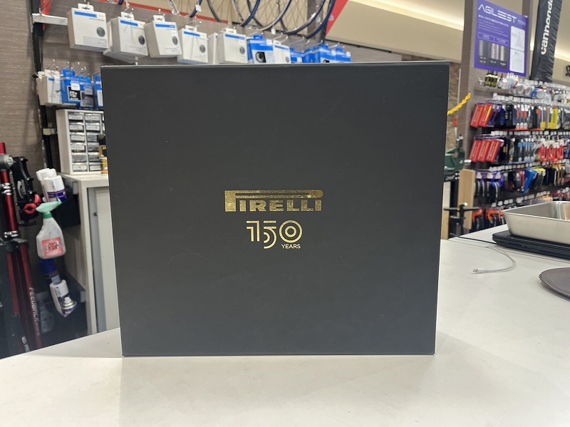 PIRELLI 150周年記念 スペシャルBOX
