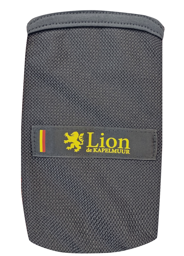 KAPELMUUR LIONのストレッチスリムウインドブレイカー