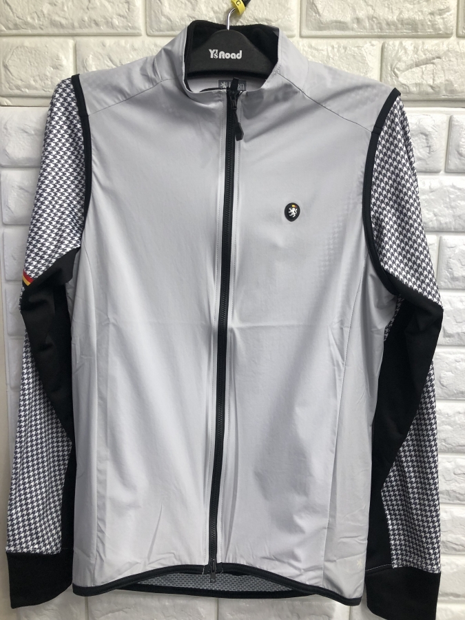 カペルミュール レーシングサーモジャケット