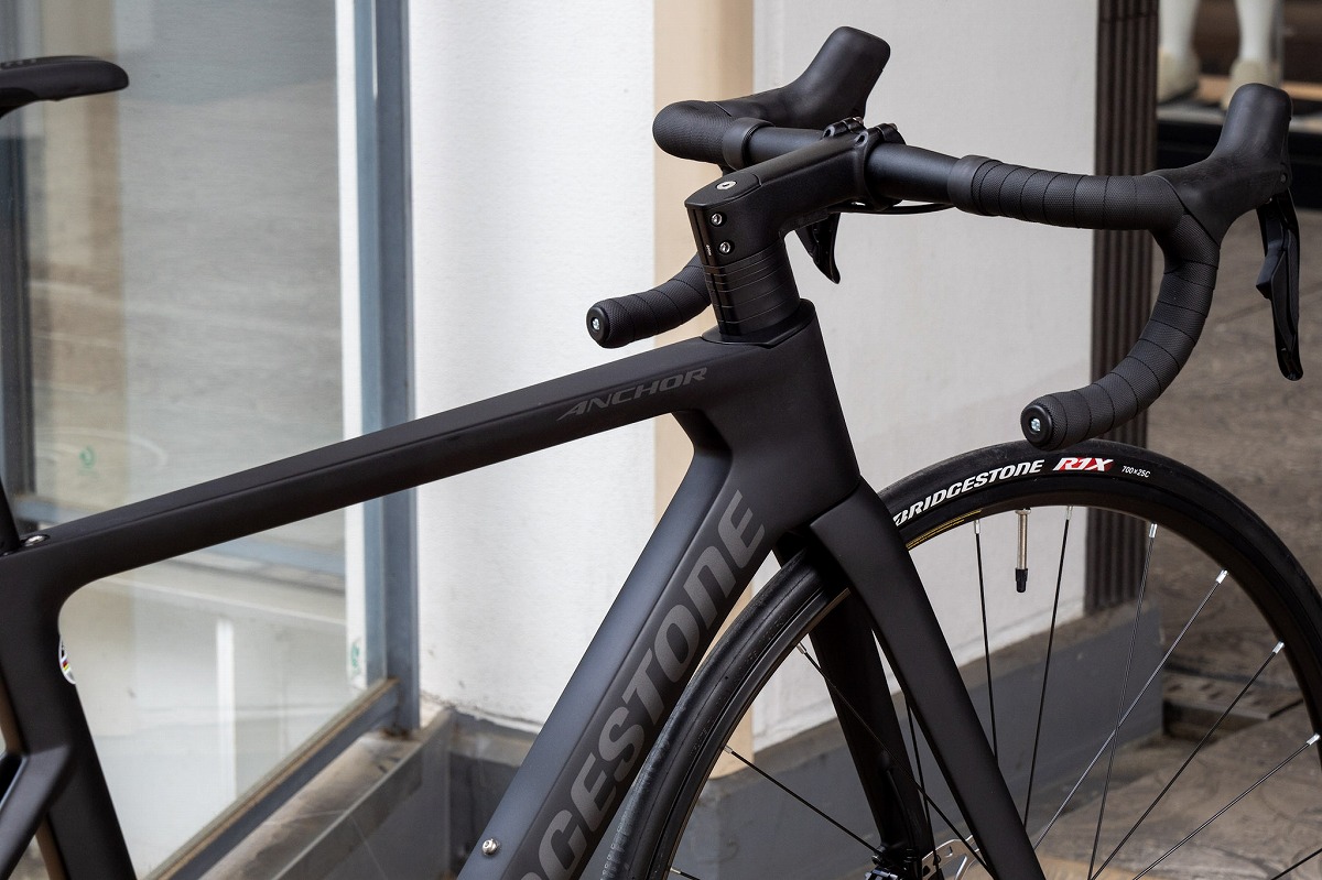 【BRIDGESTONE】空力設計はトップグレード譲り「RP8」がサイズ違いも入荷！ | 入間で自転車をお探しならY's Road 入間店