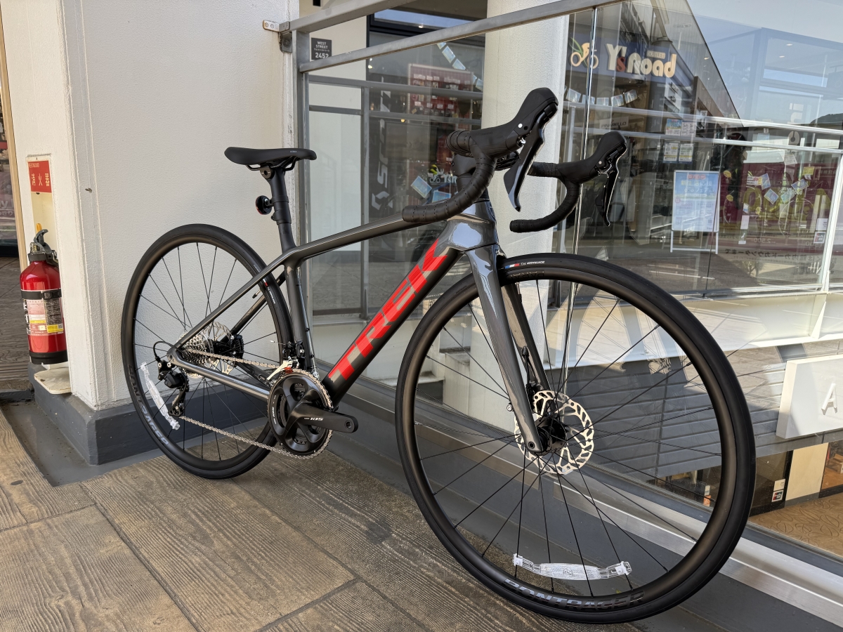 【TREK】ラインナップに復活⁉EMONDA SL4の小さめサイズを展示中！復活したSL5も入荷しました！ | 入間で自転車をお探しならY's Road 入間店