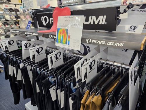 【PEARL IZUMI】コールドシェイドなら紫外線対策をしながら暑さ対策も！ | サイクルウェアのことならY's Road 川崎ウェア館