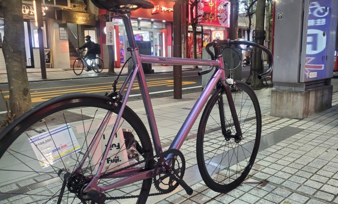 【FUJI】人気シングルスピードモデルTRACK ARCVの新色LAZERが入荷致しました！！ | 川崎で自転車をお探しならY's Road 川崎店
