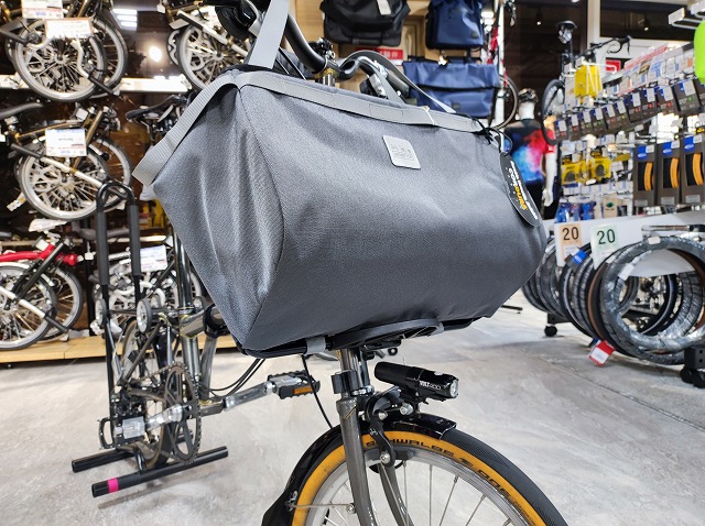 【BROMPTON】専用おすすめバッグのご紹介 | 神戸で自転車をお探しならY's Road 神戸店