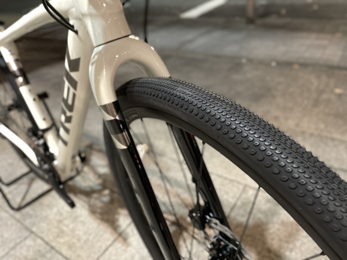 TREK CHECKPOINT ALR5 グラベル