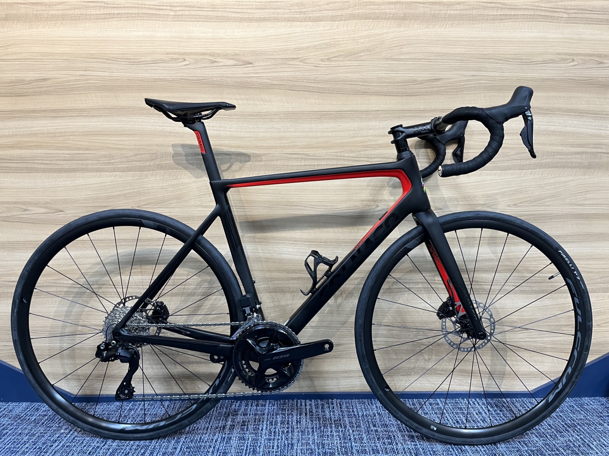COLNAGO V3 DISC 105 DI2 在庫