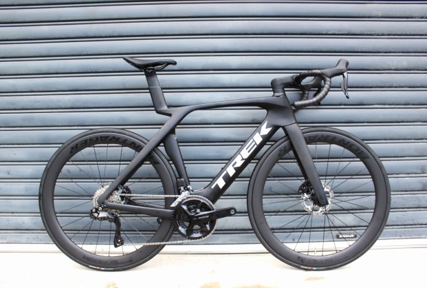 【TREK】新型MADONE SLシリーズがついにモデルチェンジ！＆ワイズロード最速!?インプレッション！ | 神戸で自転車をお探しならY's Road 神戸店