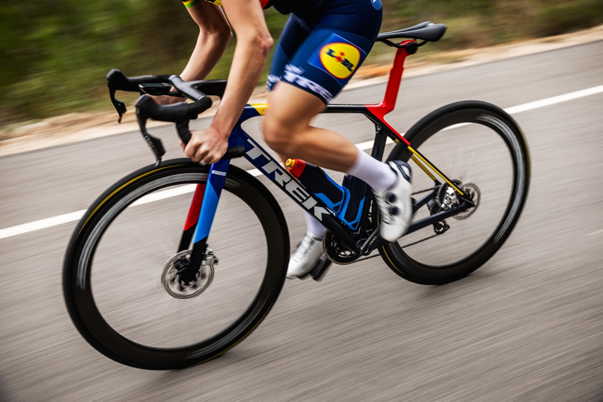 【新型登場】エアロロード TREK MADONE Gen8が新たに登場！新型ってどう変わった？ | 神戸で自転車をお探しならY's Road 神戸店