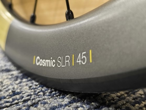 【MAVIC】限定200セット!COSMIC SLR45 SMU 日本限定モデルが入荷しました。 | 神戸で自転車をお探しならY's Road 神戸店