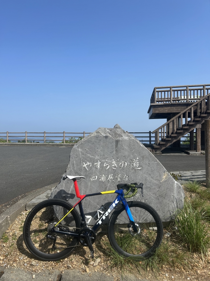 新人スタッフ車体