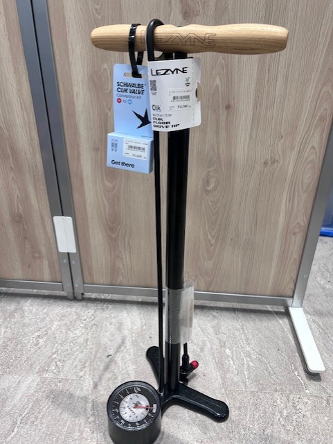 【スタッフ購入品】フロアポンプ新調を機にCLIK VALVE導入！ | 越谷で自転車をお探しならY's Road 越谷店