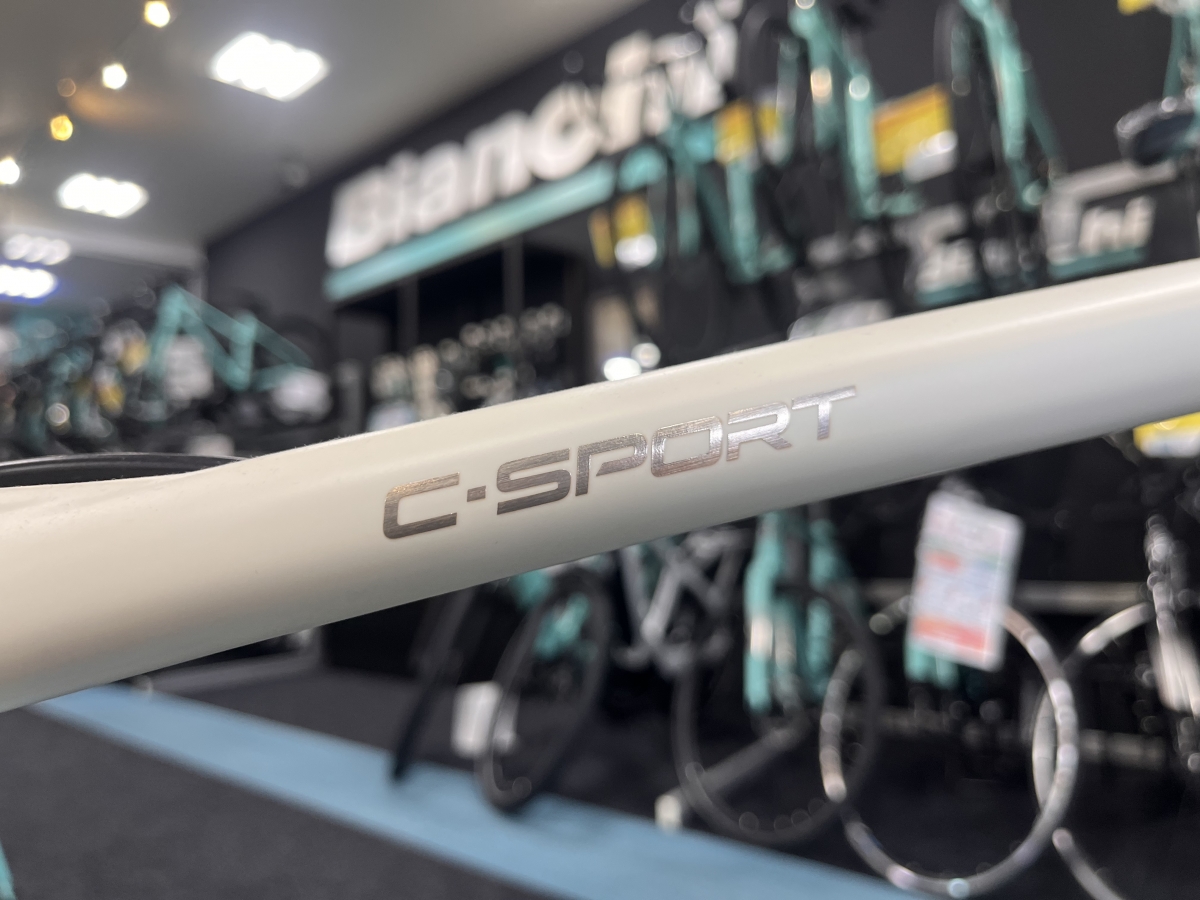 クリーム系のBIANCHIもオシャレでいいじゃん？？ | Y's Road 松山店エミフルMASAKI