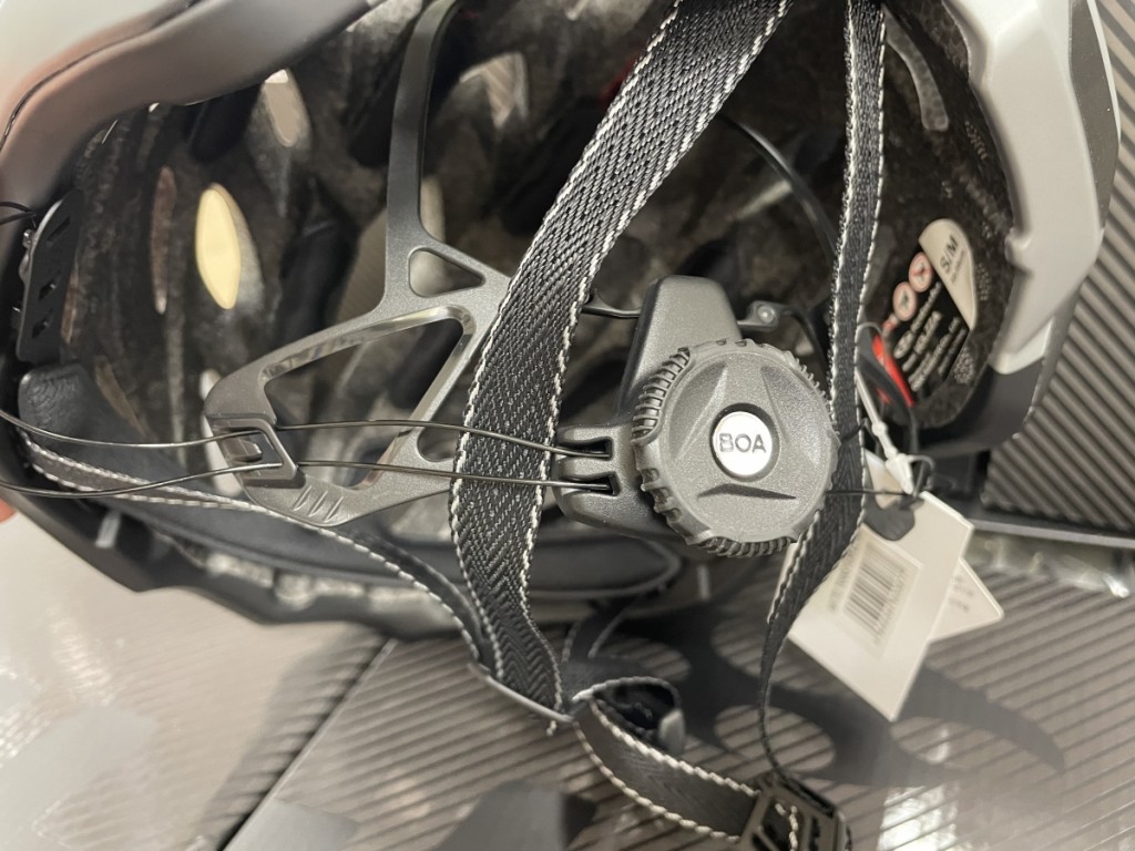 KABUTO VOLZZA カブト ヴォルツァ IZANAGI ロードレース オススメ ヘルメット 初心者 ロングライド