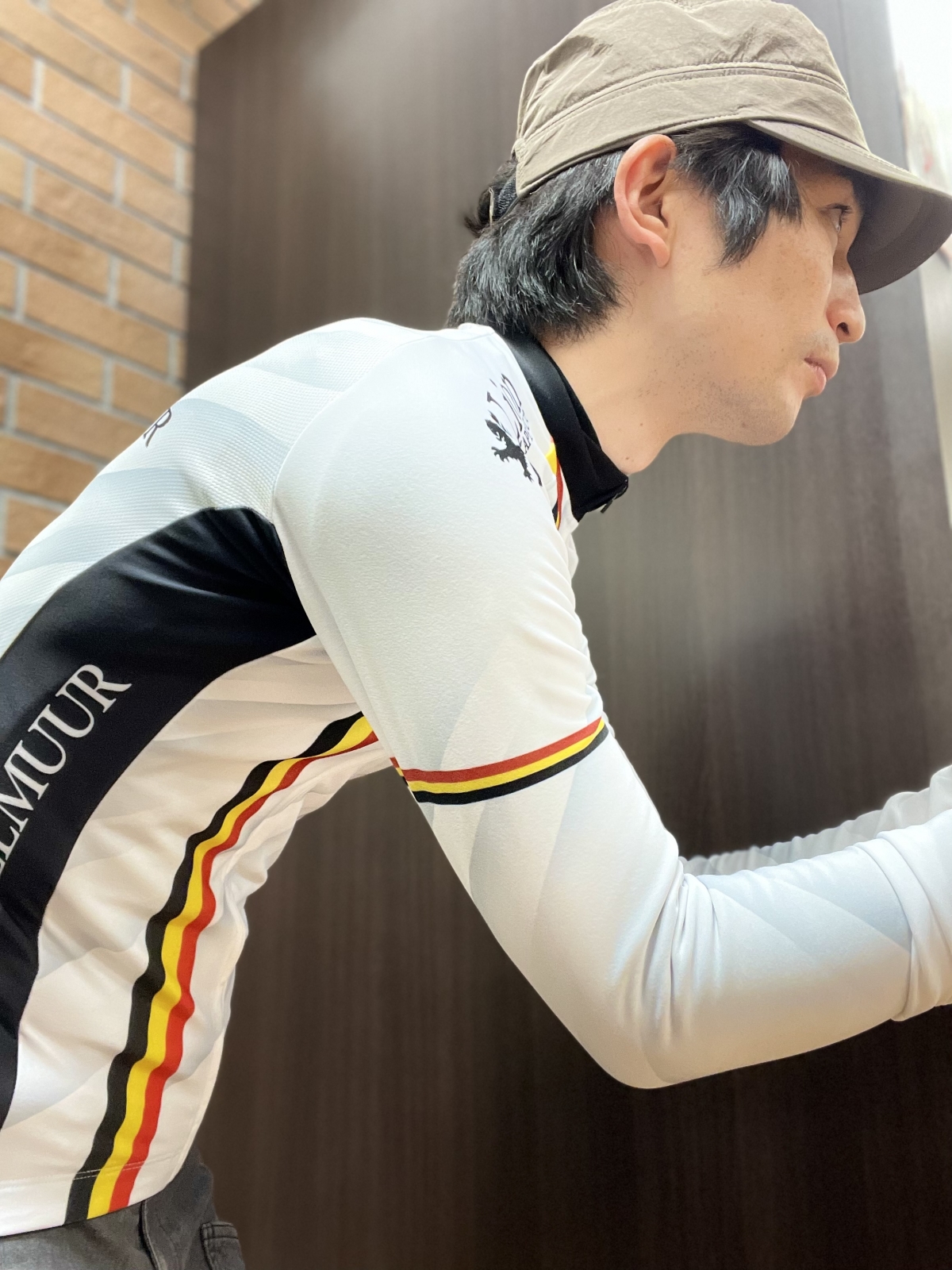 KAPELMUUR カペルミュール ライトウォームジャージ LION ナイロンワークキャップ アンクルパンツ インプレ スタッフ 着用 自撮り 5℃帯 裏起毛ジャージ サイクリング おすすめ サイクルジャージ サイクルジャケット 新作 10℃ レーシングサーモジャケット ワイズロード オリジナル 限定カラー