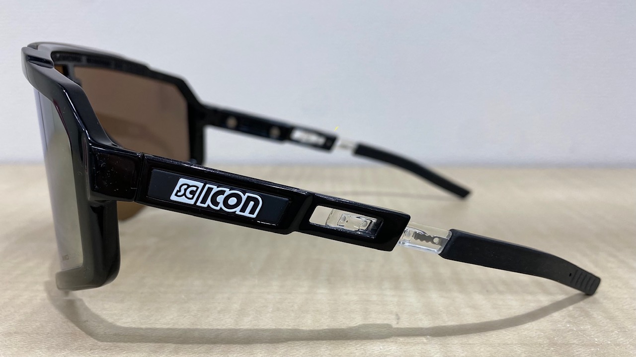 SCICON AEROSCOPE