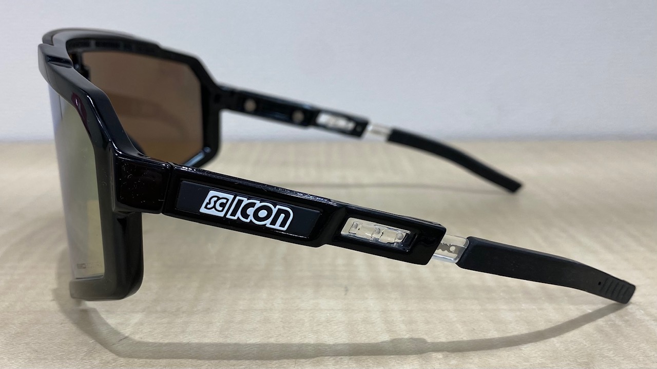 SCICON AEROSCOPE