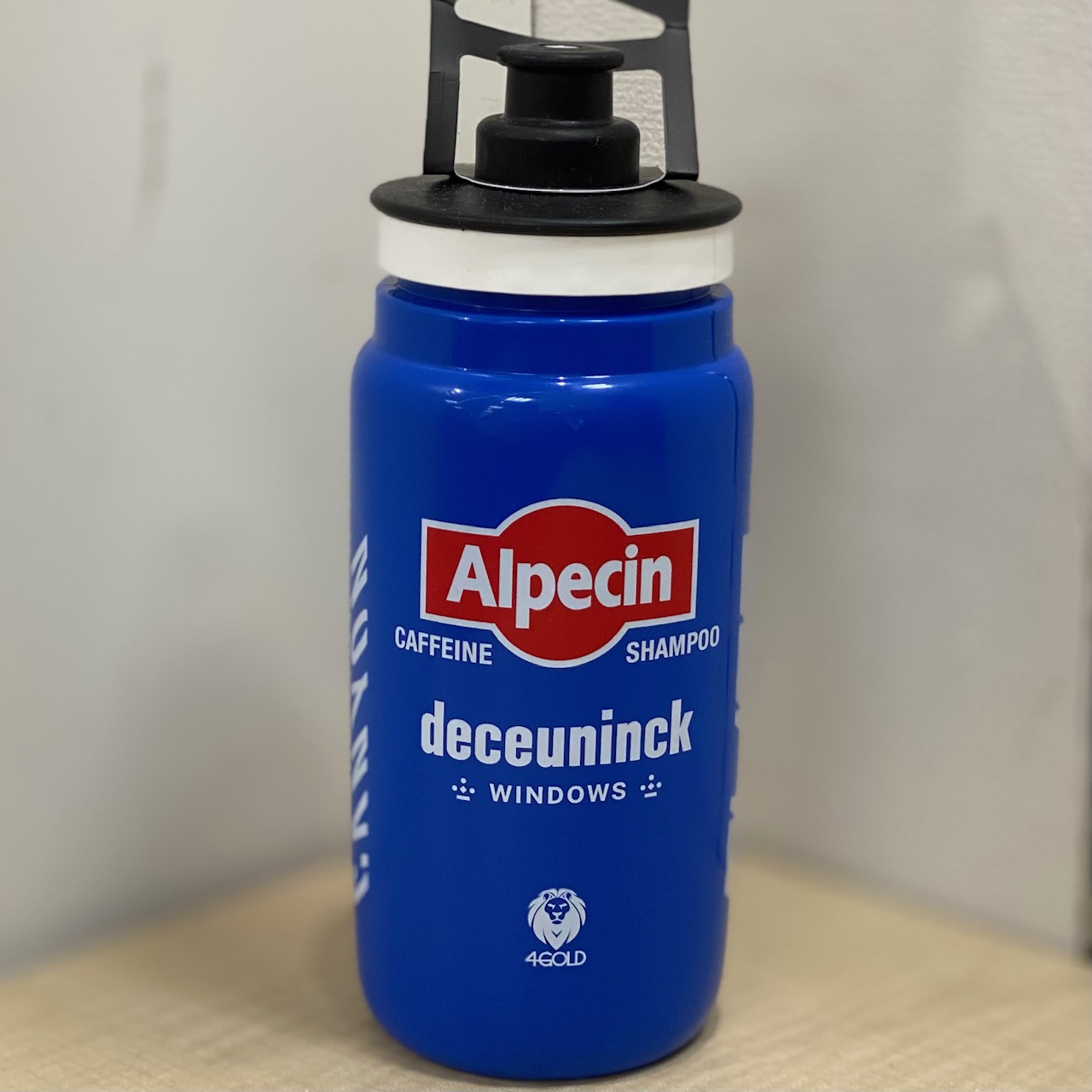 ELITE FLY BOTTLE