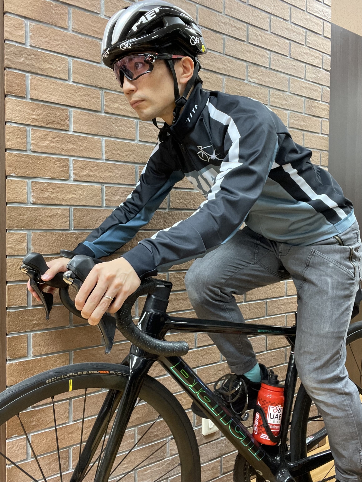 7ITA Road Adventure Wind Jacket セブンバイシクル ロード アドベンチャー ウインドジャケット ロードレース ホビーレーサー オススメ 初心者 10℃帯 薄手防風 サイクリング ワイズロード 尾林 防寒 自撮り セルフィ― BIANCHI