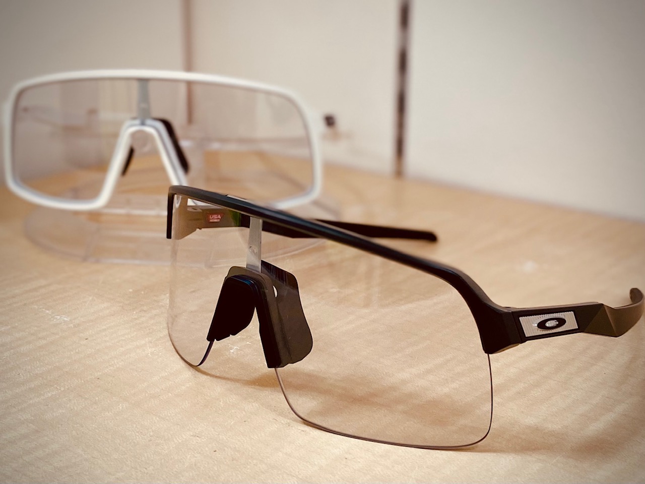 OAKLEY SUTRO