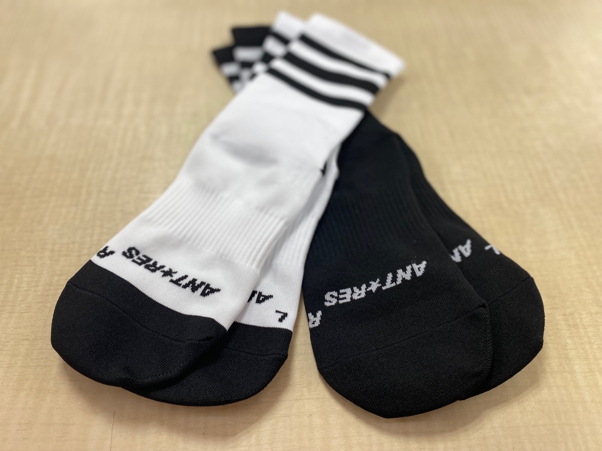 ANTARES グリップソックス