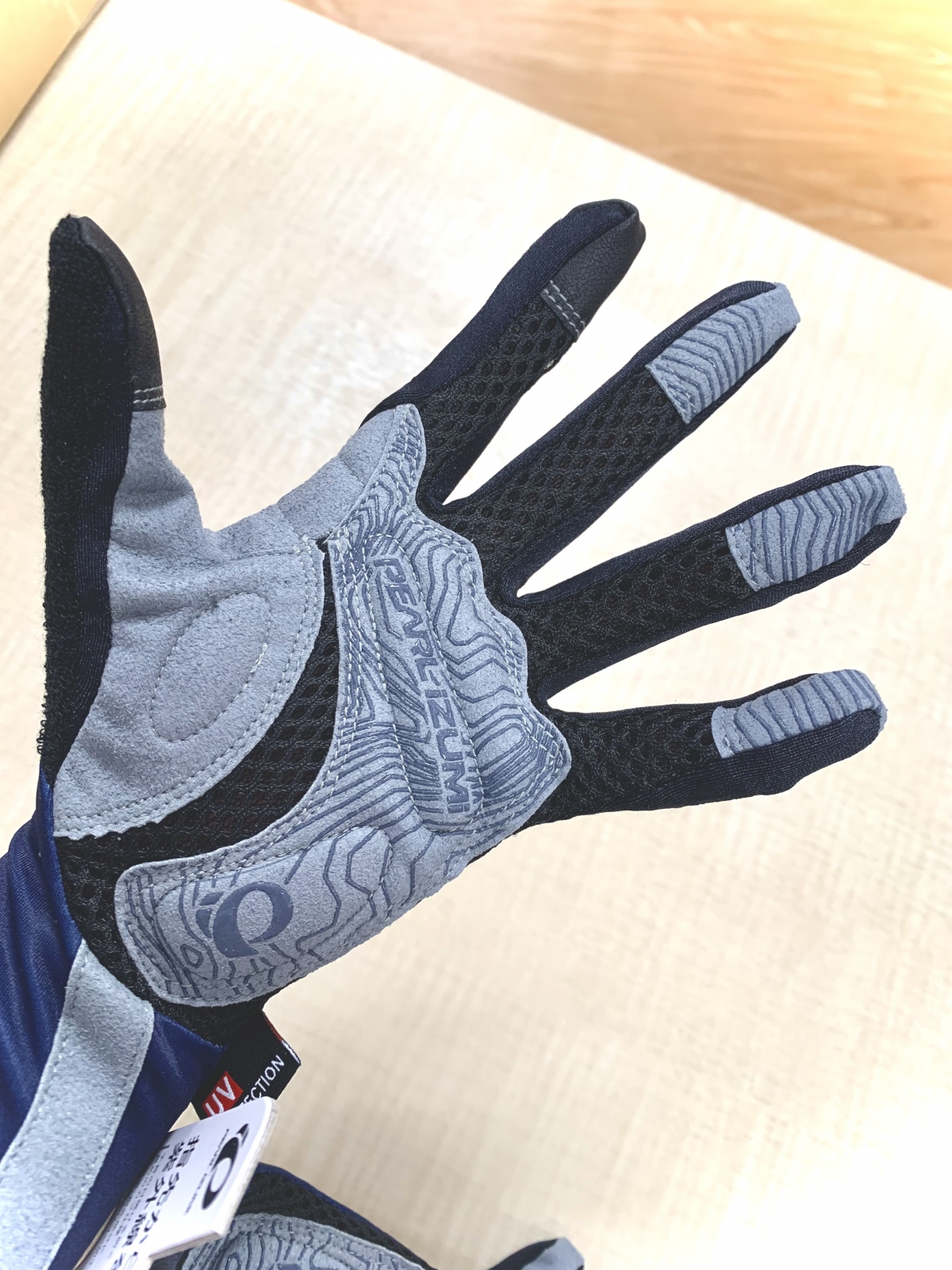 PEARL iZUMi　レディース　グローブ　新作　UVフルフィンガーグローブ　アンバウンドグローブ