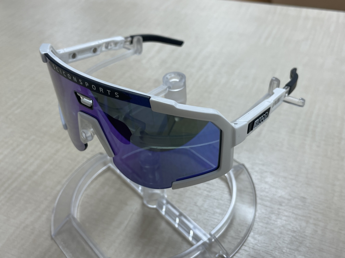 SCICON AEROJET TITANIUM ｼｰｺﾝ エアロジェット チタニウム 度付き対応 2眼レンズ 軽量 ｱｲｳｪｱ タデイ・ポガチャル ジロ・デ・イタリア ツール・ド・フランス 新商品 POGI AEROSCOPE AEROSHEDE KUNKEN ホワイトブルー ホワイトフレーム ブルーミラーレンズ