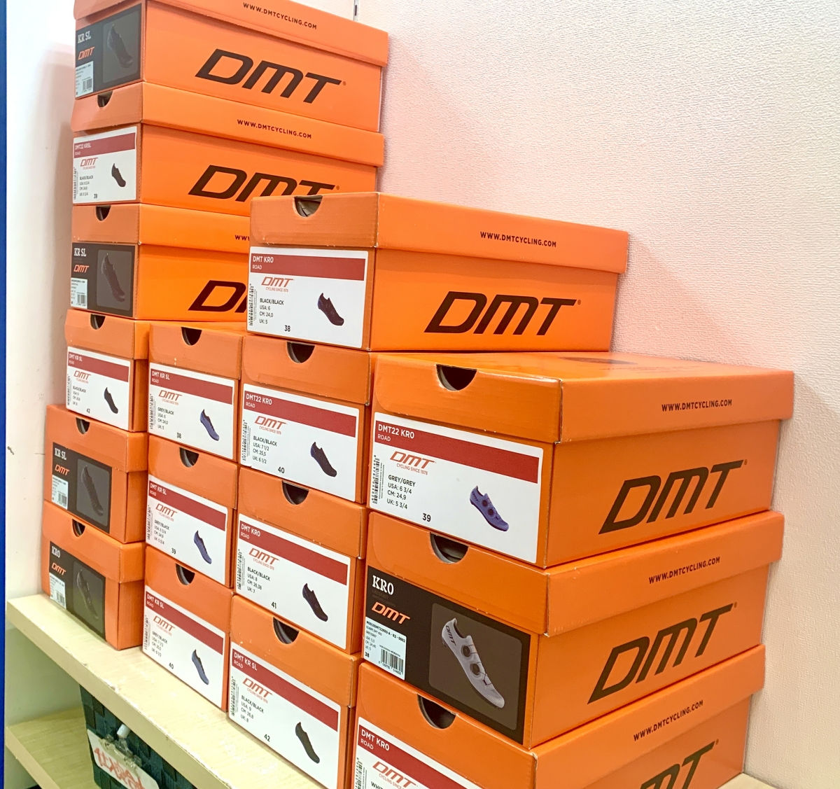 DMT　KRSL　KR0　ビンディング　シューズ　SPD SL　特価　セール　自転車　サイクル　ウェア　名古屋