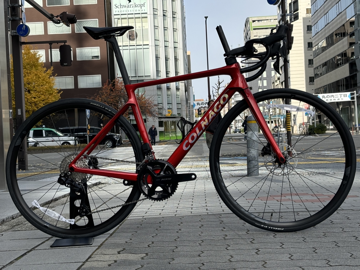 #COLNAGO お待たせ致しました!! V4が店頭在庫が並びました!! 試乗車も誠意組立中!! 運用までしばしお待ちを!! | 東海地区で自転車をお探しならY's Road 名古屋本館