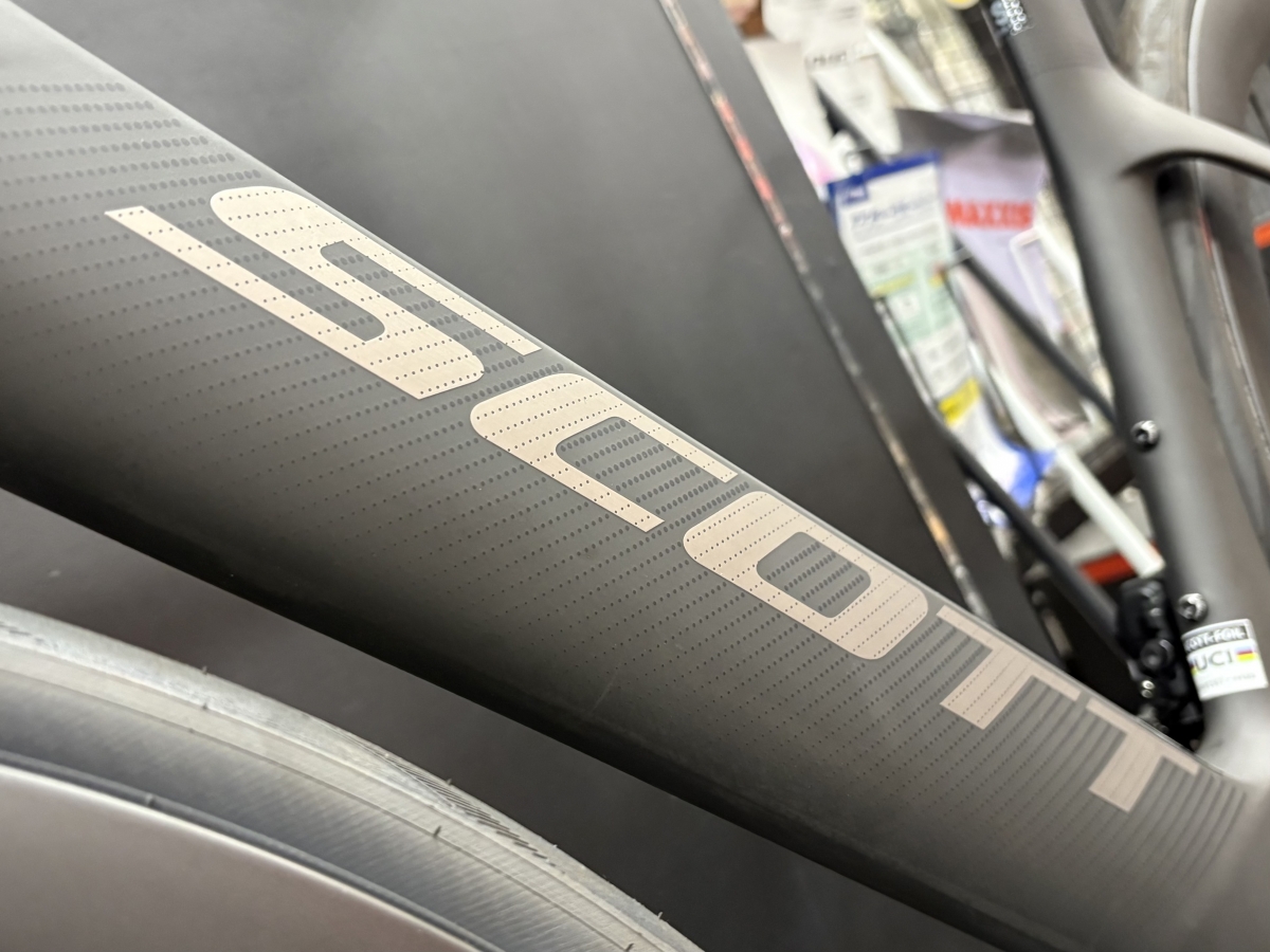 エアロロードここに極まれり！！SCOTT FOILは超万能バイクだった！？ | 東海地区で自転車をお探しならY's Road 名古屋本館