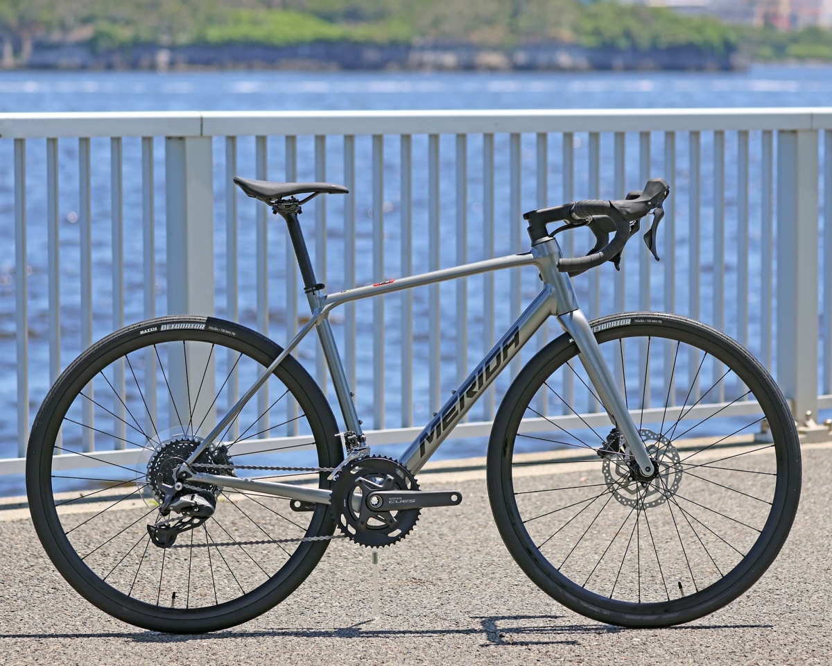 4711256533001