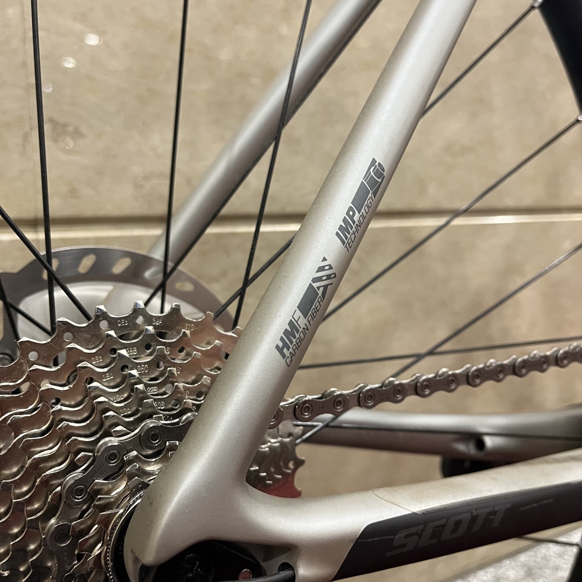 73CDB850-3047-49B7-B618-450F2E763506