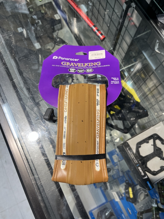 B3629E43-195E-4B72-AD7D-37400BC06268