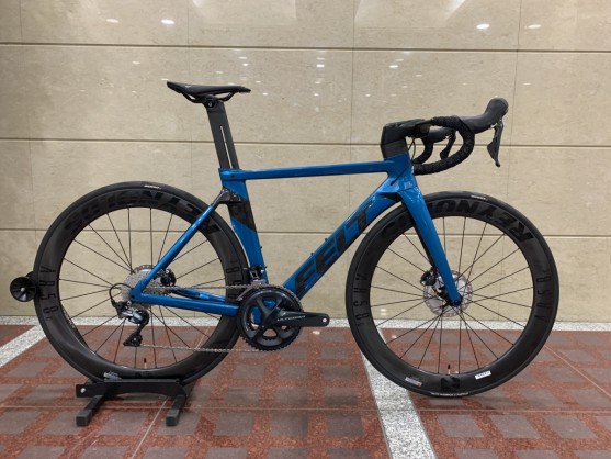 緊急値下げ！20万円以上安い⁉【FELT】エアロロードが超お買い得です！ | 大阪で自転車をお探しならY's Road 大阪本館