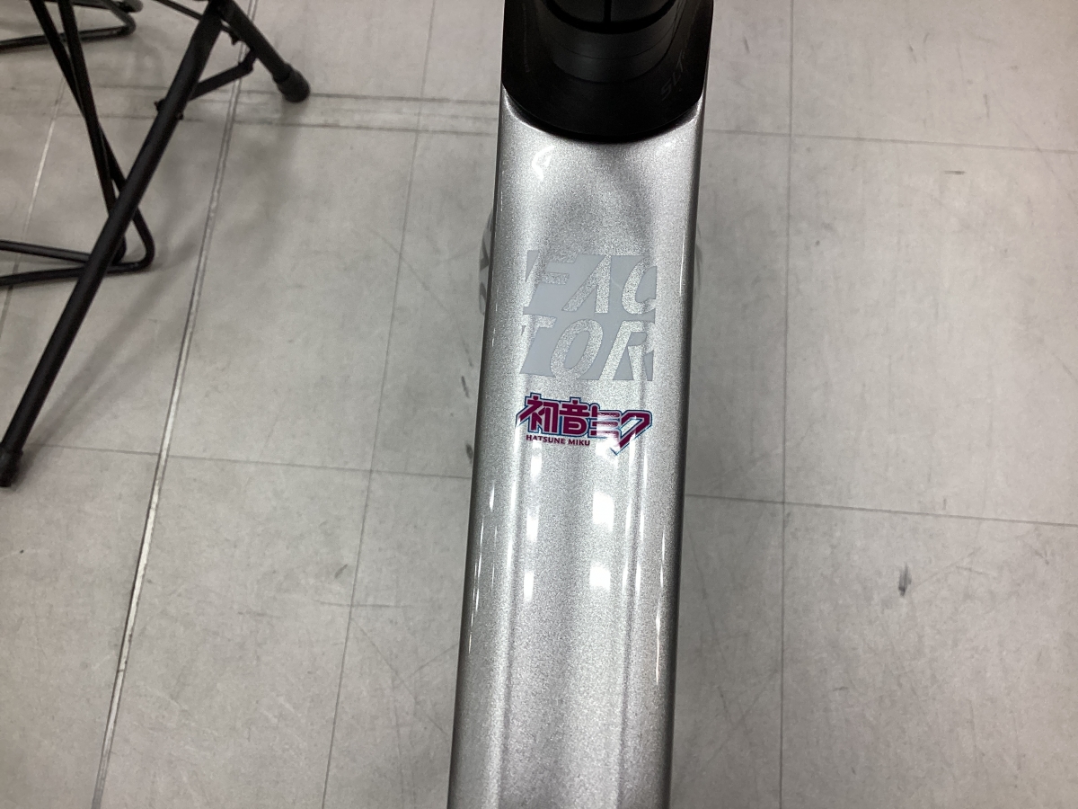 FACTORレーシングミクVer.納車しました！ | 大阪で自転車をお探しならY's Road 大阪本館