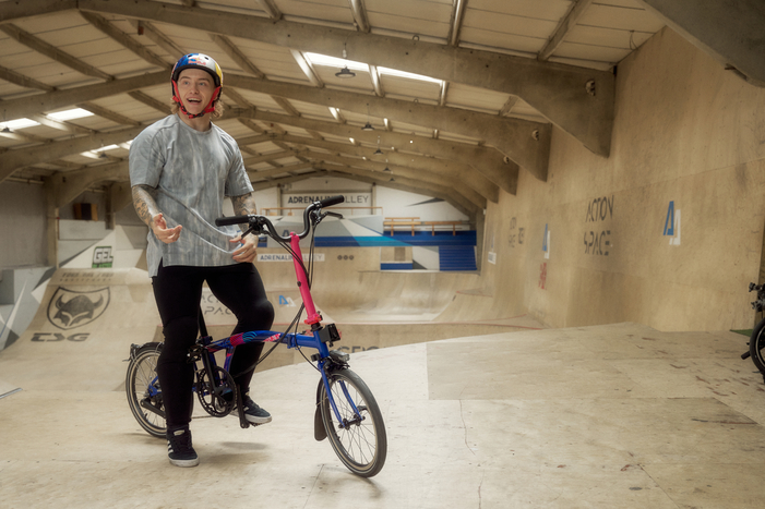 【BROMPTON】限定PARIS EDITION解禁！大阪本館には2台入荷予定!!!!!【P LINE】 | 大阪で自転車をお探しならY's Road 大阪本館