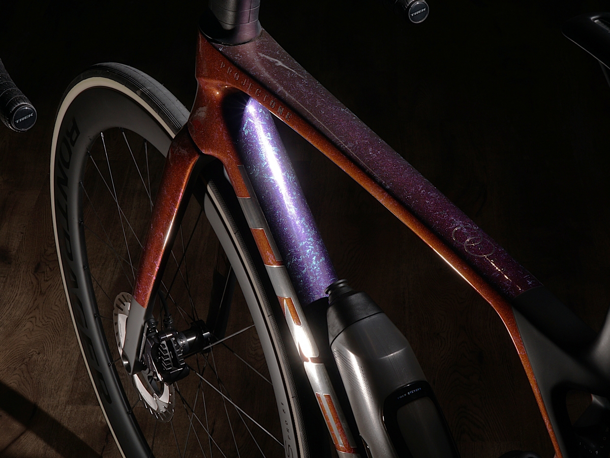 TREK MADONE SLR 7 Gen8 Purple Phaze/Amethyst Marble