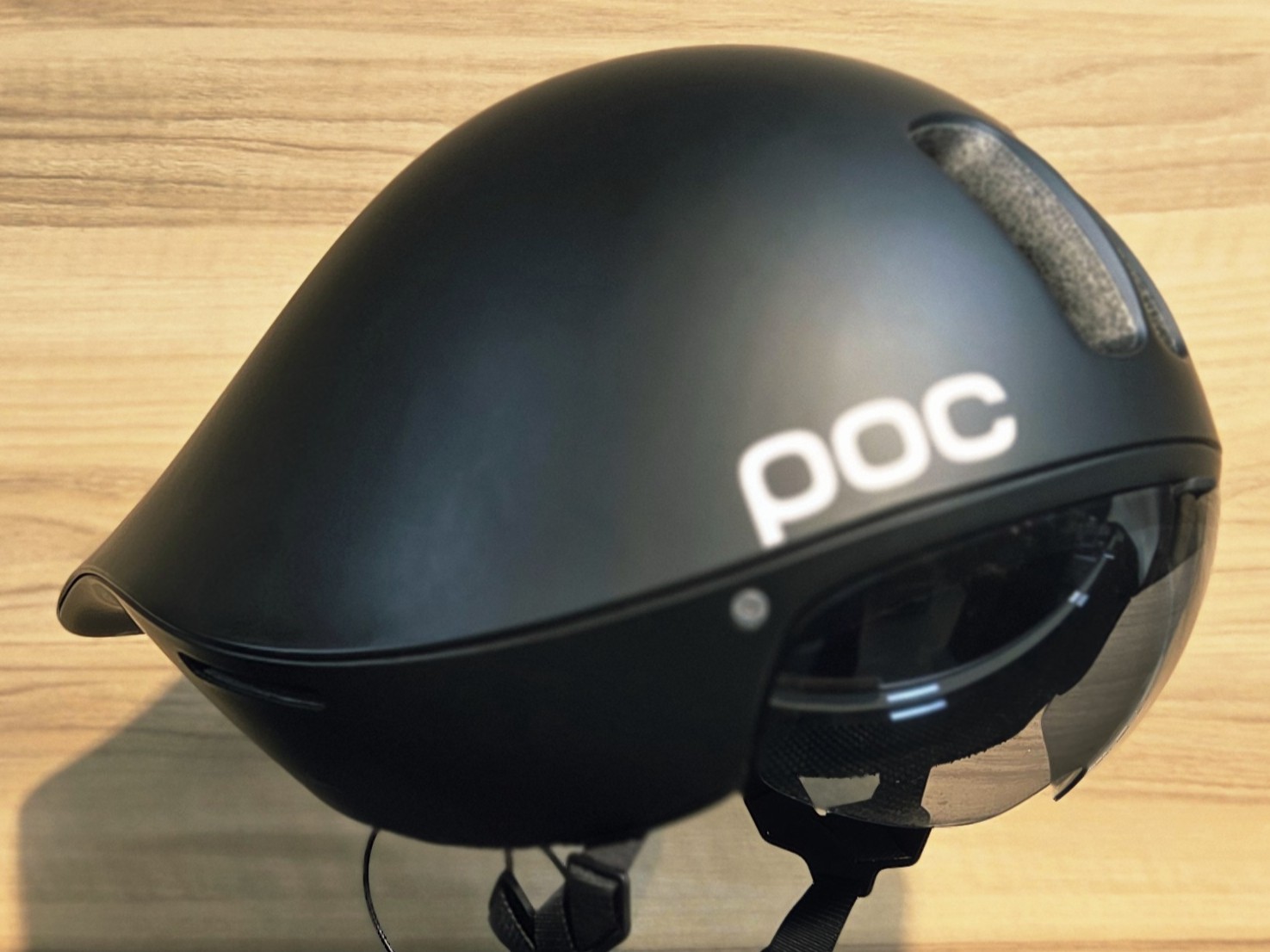 【POC】市場最強のヘルメット。他ブランドも似せてくるほど市場では最強と噂されている孤高のヘルメットを紹介します！ | Y's Road 新橋トライアスロン館