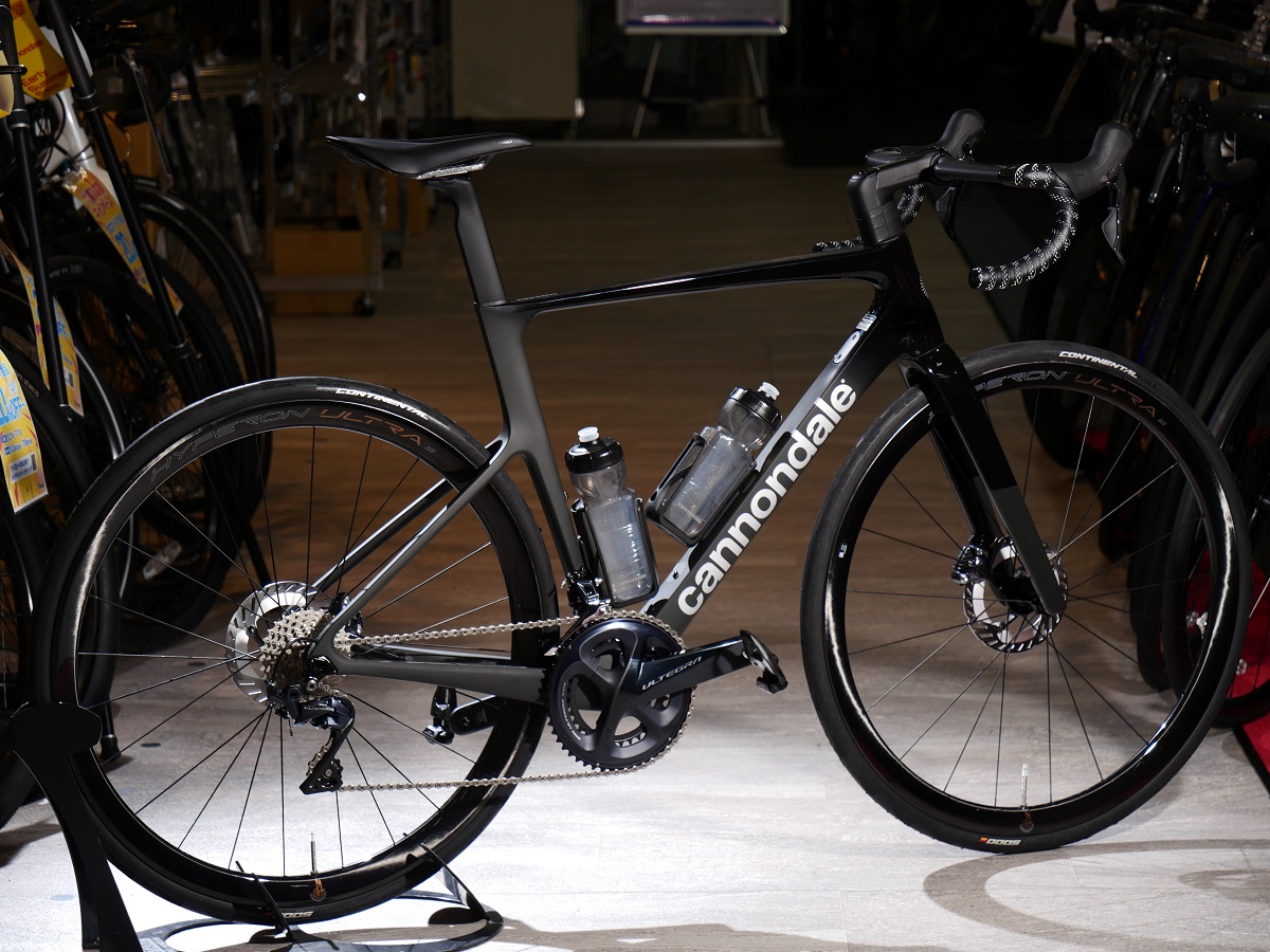 230610customerbike_evo_hm_01