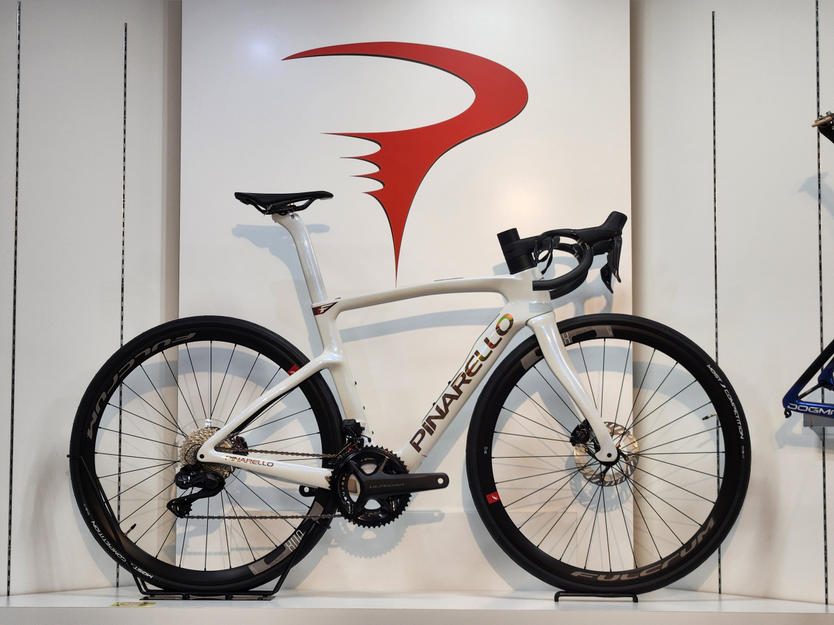 【ピナレロルーム新橋】新型『F7』が全色入荷！ピナレロルーム担当が徹底解説！ | 新橋 銀座 港区 中央区でスポーツ自転車をお探しならY's Road 新橋店