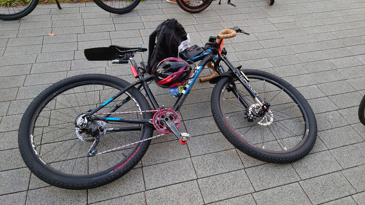 レインボーブリッジ封鎖されてました | 新宿で自転車をお探しならY's Road 新宿クロスバイク館