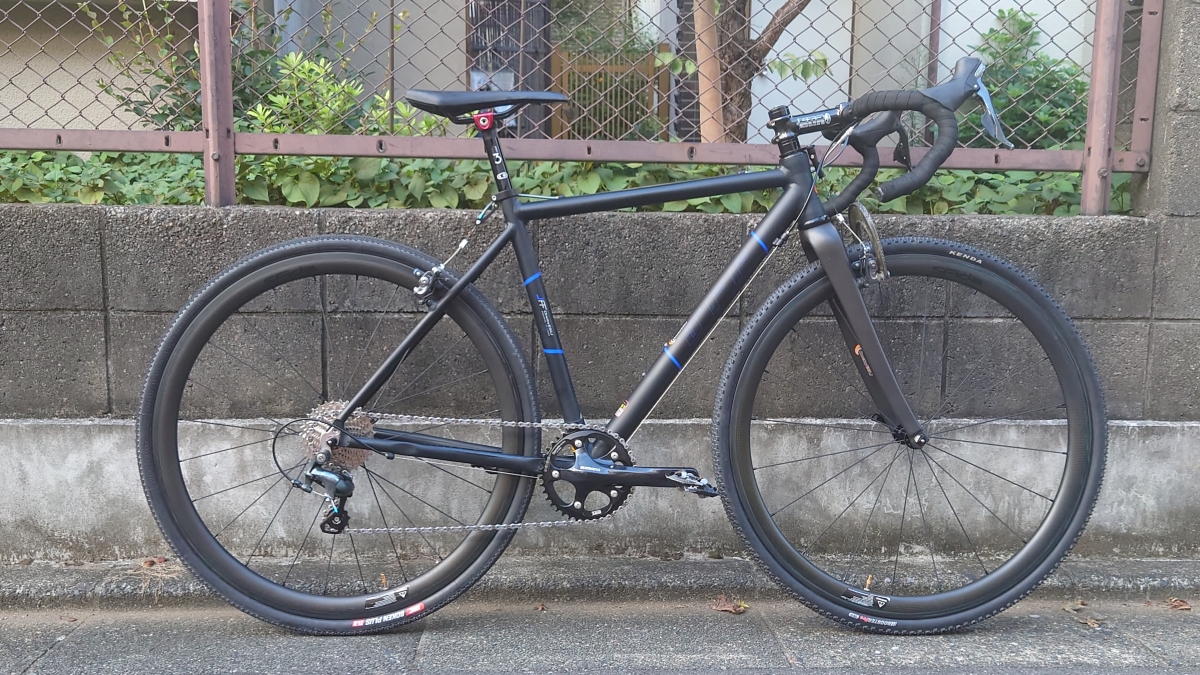 「冒険」出来るチューブレスタイヤが大特価で入荷していますよ！ | 新宿で自転車をお探しならY's Road 新宿クロスバイク館